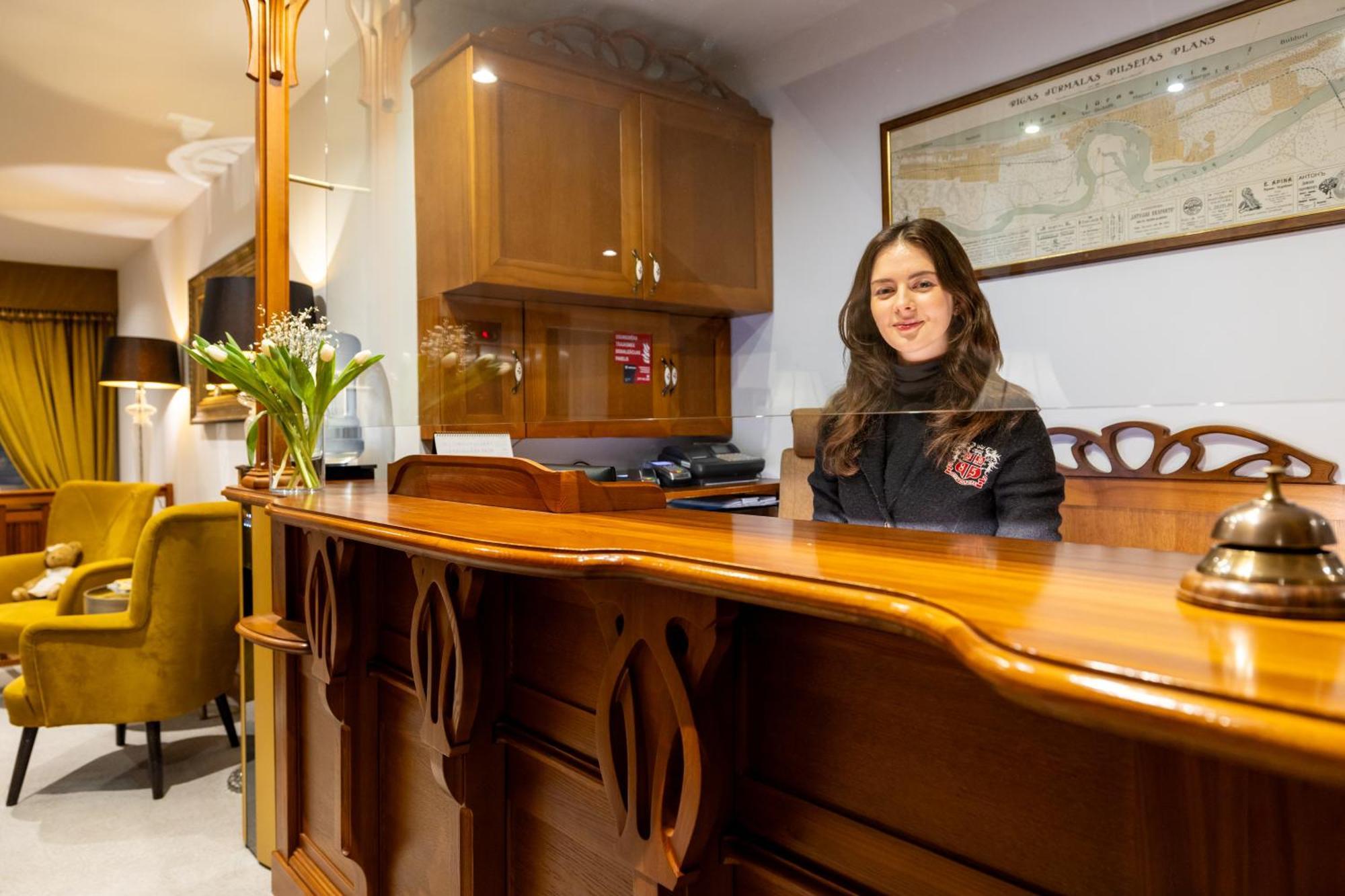 Aparthotel Alvine Family 4*
