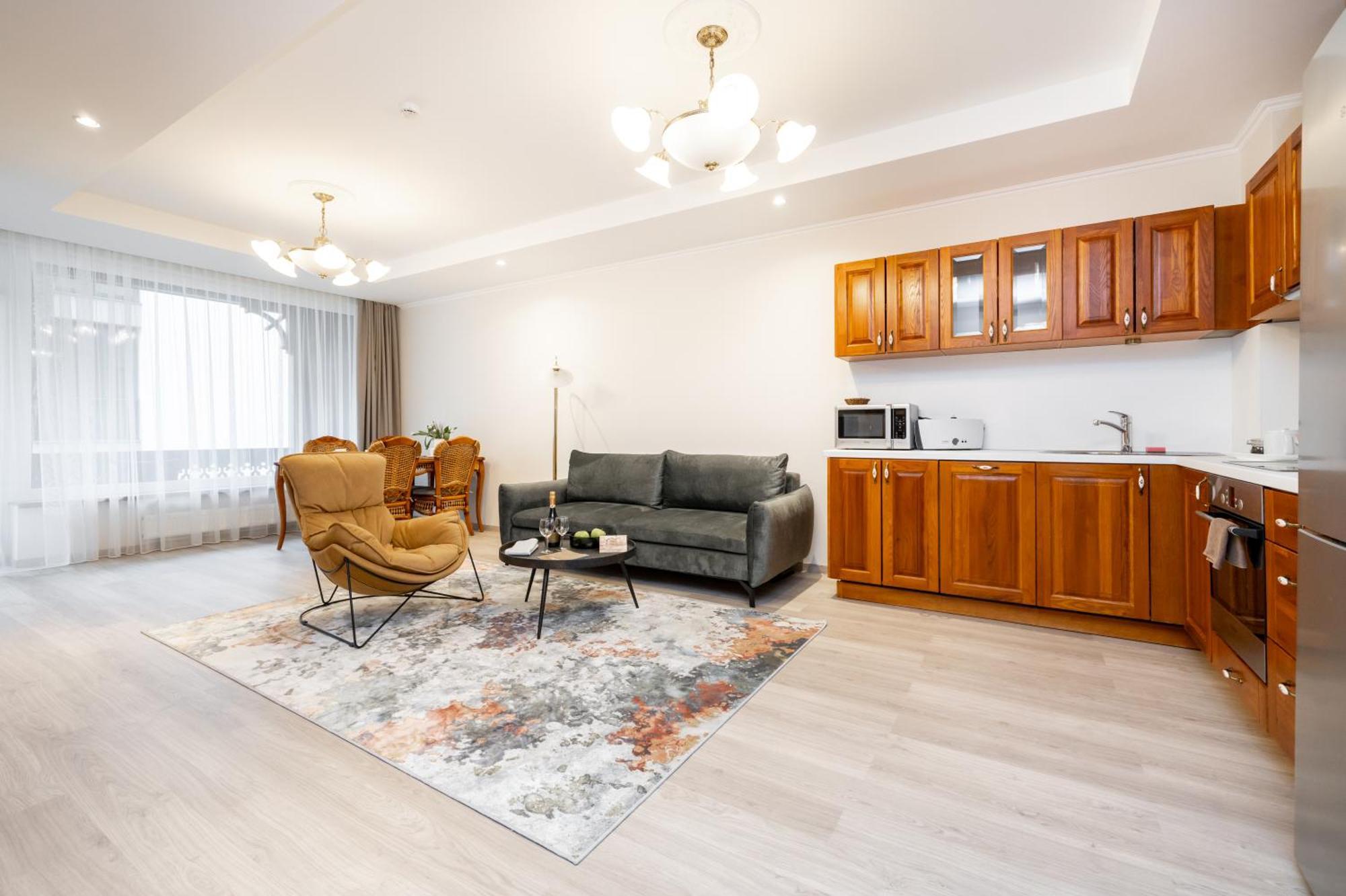 Alvine Family Aparthotel
