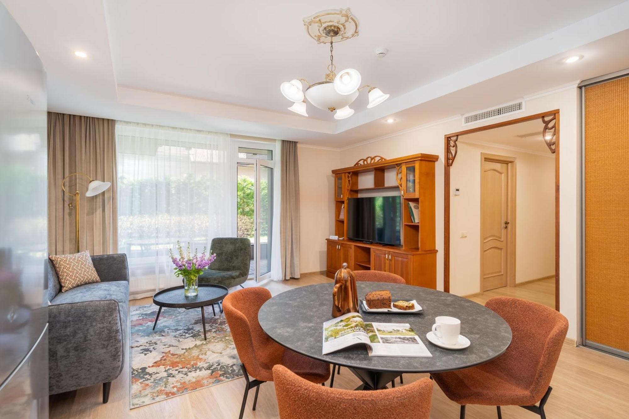 Alvine Family Aparthotel Jurmala